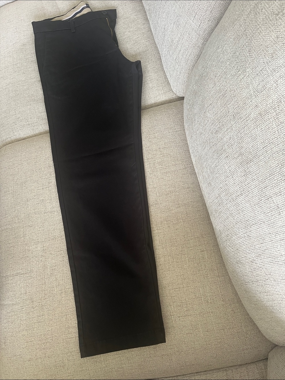 Men’s black dockers